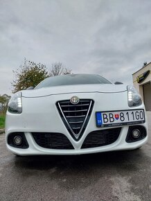 Alfa Romeo Gulietta - 2