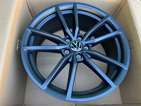 VW PASSAT alu kola 19" nové, originál VW  - 2