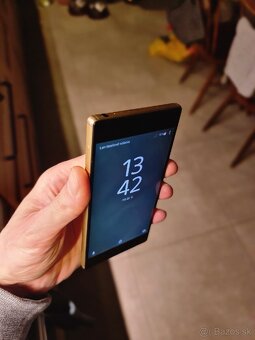 SONY XPERIA Z5 PREMIUM GOLD - 2