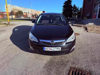 Opel Astra 1.4 Turbo 140k Enjoy - 2