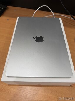 MacBook AIR M3 - 2