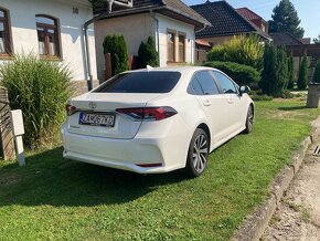 Predám Toyota Corolla rok výroby 12/2022 (7000km) - 2