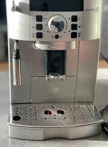 Automatický kávovar Delonghi Magnifica S - 2