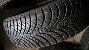 2 ks ZIMNÉ 195/65 R15 91T cca 6,5 mm rok2022 LEN 29,99 €/kus - 2