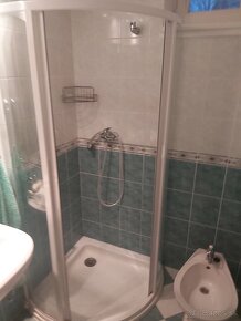 Darujem sprchový kút, umývadlo, bidet,zrkadlo - 2