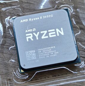 AMD Ryzen 5 2400G - 2