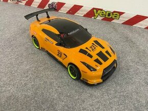 RC drift auto Sakura D5 - 2