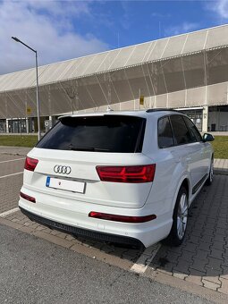 Audi Q7 S-line - 2