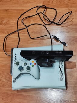 Predám X-box 360, kinect, hry a filmy - 2