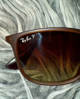 slnecne okuliare original Ray-Ban RB4187 Chris polarized - 2