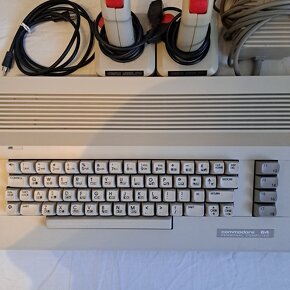 Commodore 64 zostava - 2