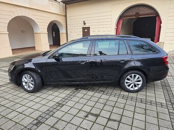 Škoda Octavia Combi 1.6 TDI M5 Style DVD ACC Koža ťažné Kame - 2