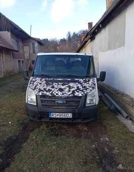 9 miestne  Ford transit turneo 2.2 TDCI 81 kw - 2