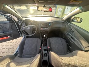 Kia Rio 1.4 LX - 2