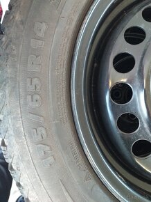 Zimne pneu.na diskoch 175/65R15 - 2