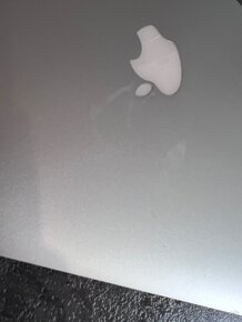 Apple MacBook Air (13-inch, Early 2014) - 2