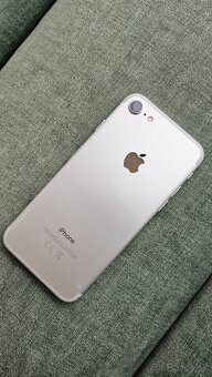 iPhone 7 32gb strieborný - 2