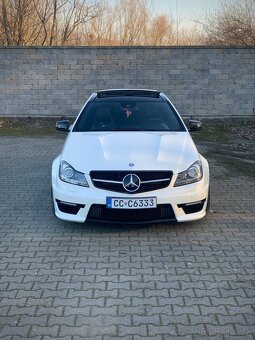 MERCEDES BENZ C63 AMG 2011 6.2 V8 358KW COUPE/PANO/KEYLESS - 2