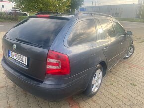 Skoda octavia Combi 1.9 TDi 77 KW automat - 2