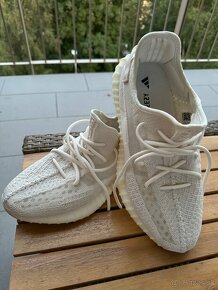 ADIDAS YEEZY BOOST 350 V2 "Bone" - 2