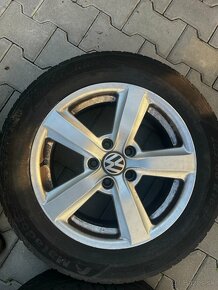 VW elektróny s letnými pneu 205/60R16 - 2