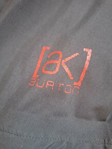 Predam sportovu GORE-TEX bundu znacky Burton AK, XL. - 2