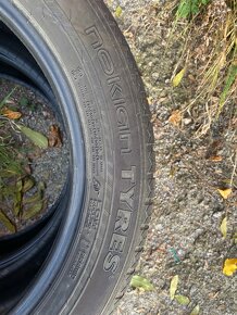 Nokian Tyres WR SUV4 255/50 R19 07V - 2