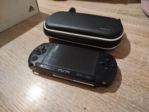 PSP E-1004 Sony black street - 2