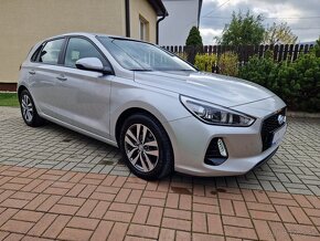 Hyundai i30 1.4 2018 benzín hatchback - 2