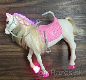 Barbie Princess adventure horse - 2