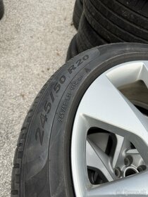 Sada kolies Jaguar + pneu Pirelli Scorpion Winter 245/50 r20 - 2