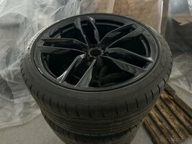 Audi Rs6 r21 275/35r21 Dunlop sportmaxxx - 2