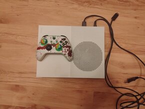 Xbox One S - 2