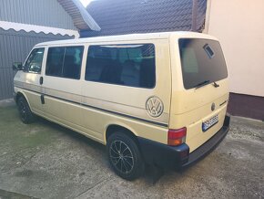 Volkswagen Transporter 2,5 TDI - 2