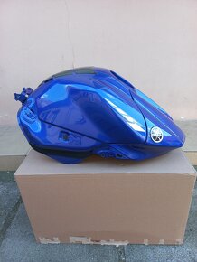 Yamaha  YZF R1 - 2