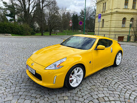 Nissan 370z coupe - 2017 - 23.500km - Chicane yellow - 7AT - 2