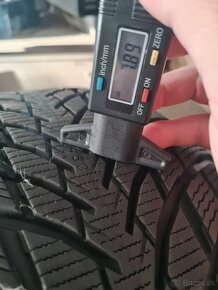 Nokian WR Snowproof P 215/50 R18 92 v Zimné - 2