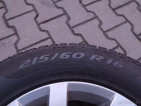 Zimné pneu Pirelli Sottozero 3 215/60 R16 - 2