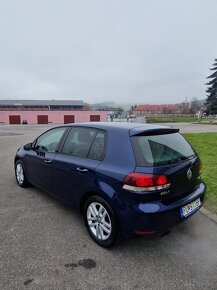 VW Golf 2.0 TDI DSG - 2