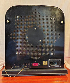 Staré rádio Telefunken 33WLspec - 2