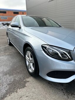 Mercedes E220 4matik - 2