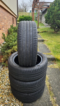 PIRELLI SCORPION - 225/45 r19 letní - 2