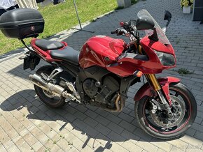 Yamaha FZ1 - 2