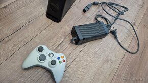 Xbox 360 + joypad a káble - nejde - 2