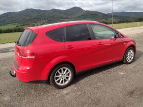 SEAT ALTEA XL 2.0 TDI CR DSG NAJ.175000 KM MOD ROK 2012 - 2