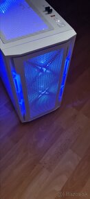 PC, Intel i5 10400, 8GB RAM, 2GB Nvidia - 2