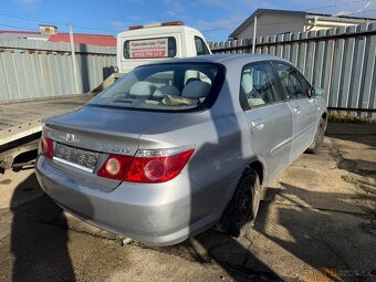 HONDA CITY 2007 na náhradné diely ND - 2