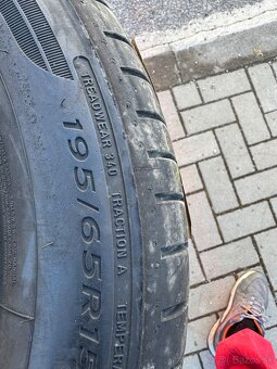 195/65R15 Dunlop - 2