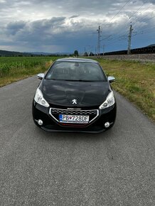 Peugeot 208 GTI - 2