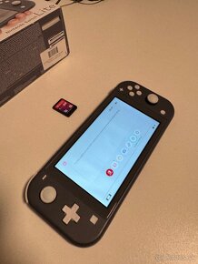 Nintendo switch LITE - 2